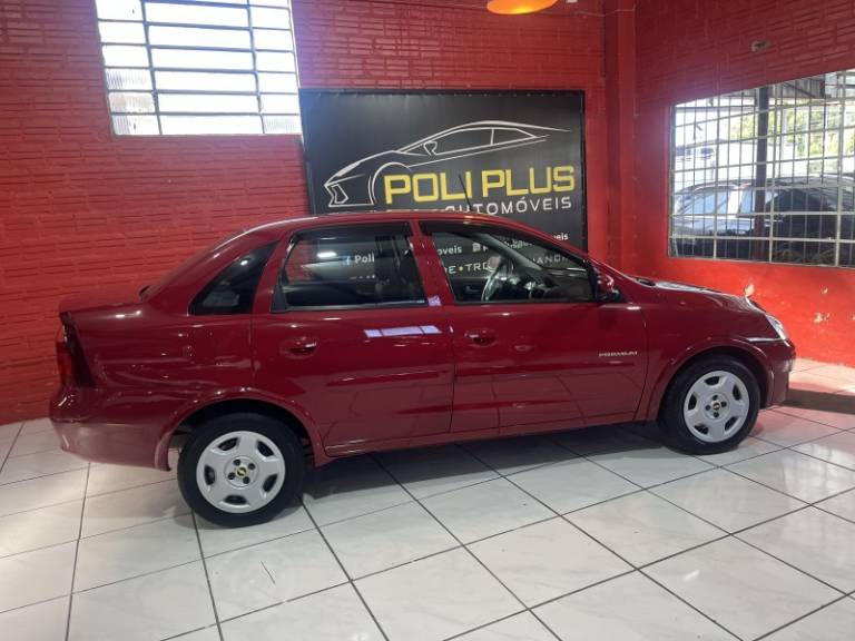 CHEVROLET - CORSA - 2009/2009 - Vermelha - R$ 32.900,00