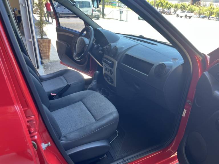 RENAULT - LOGAN - 2010/2010 - Vermelha - R$ 28.900,00