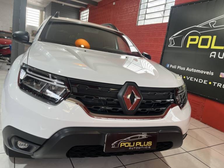 RENAULT - DUSTER - 2024/2025 - Branca - R$ 115.900,00