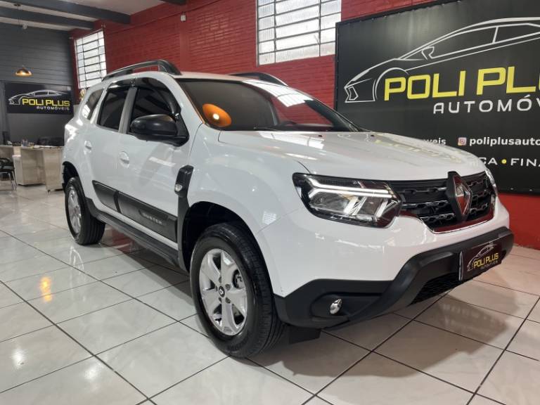 RENAULT - DUSTER - 2024/2025 - Branca - R$ 115.900,00