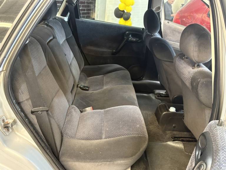CHEVROLET - VECTRA - 1999/2000 - Prata - R$ 24.900,00