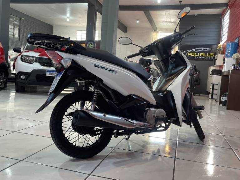 HONDA - BIZ 110I - 2019/2019 - Branca - R$ 12.900,00