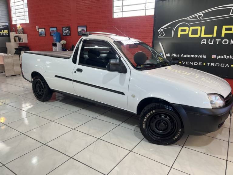 FORD - COURIER - 2003/2004 - Branca - R$ 27.900,00