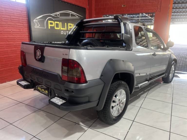 FIAT - STRADA - 2013/2013 - Prata - R$ 57.900,00