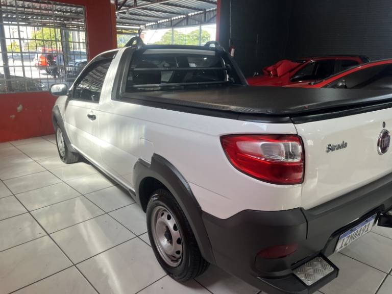 FIAT - STRADA - 2019/2020 - Branca - R$ 56.900,00