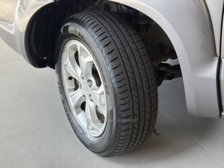 HYUNDAI - TUCSON - 2010/2011 - Prata - R$ 44.900,00