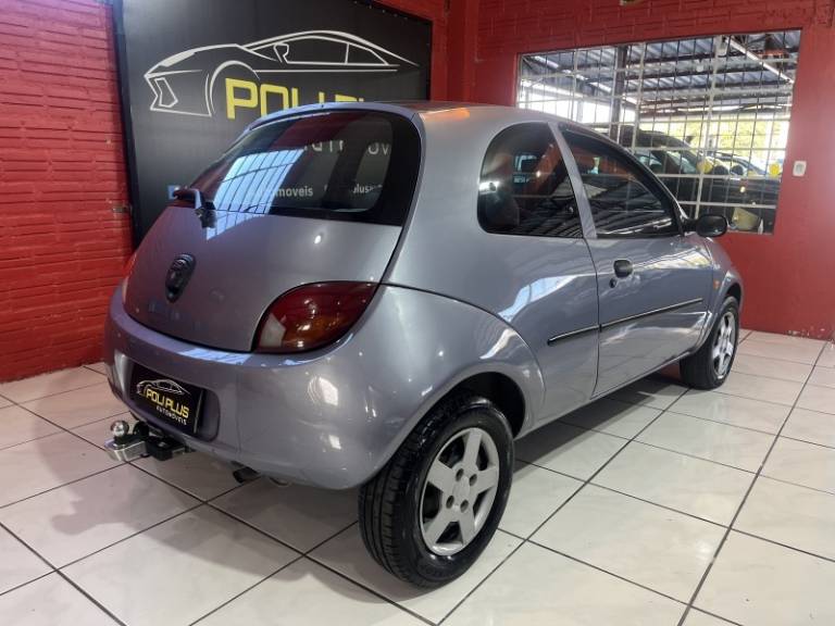 FORD - KA - 1998/1999 - Cinza - R$ 16.900,00