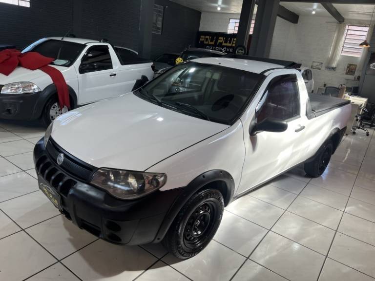FIAT - STRADA - 2008/2008 - Branca - R$ 32.900,00