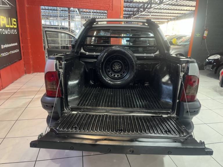 FIAT - STRADA - 2013/2013 - Prata - R$ 57.900,00