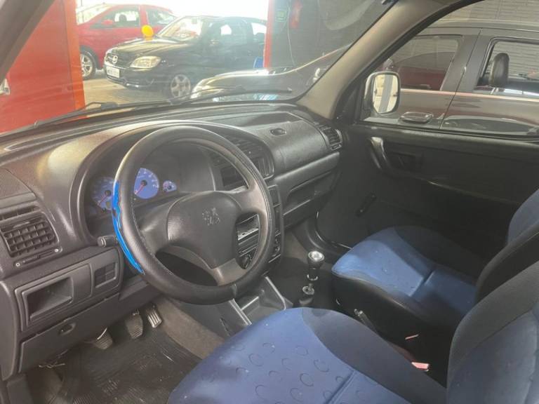 PEUGEOT - PARTNER - 2008/2009 - Branca - R$ 29.900,00