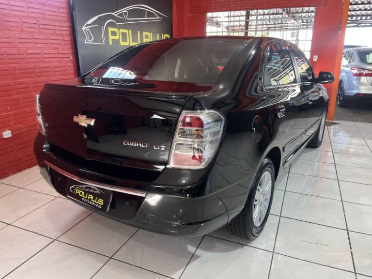 CHEVROLET - COBALT - 2013/2014 - Preta - R$ 43.900,00