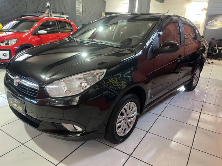 FIAT - GRAND SIENA - 2012/2012 - Preta - R$ 37.900,00