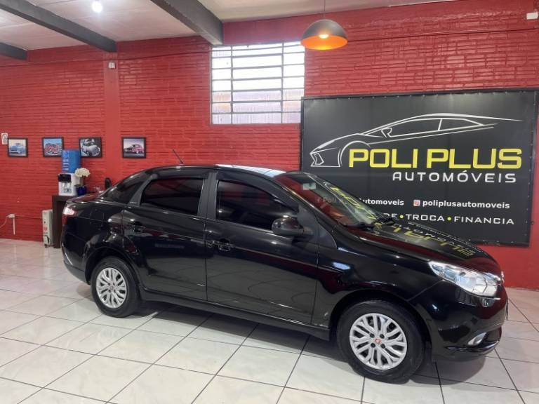 FIAT - GRAND SIENA - 2012/2012 - Preta - R$ 37.900,00