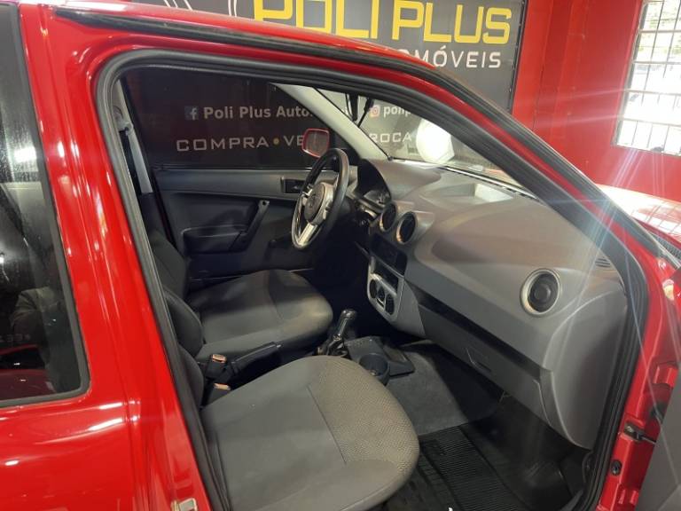 VOLKSWAGEN - SAVEIRO - 2008/2009 - Vermelha - R$ 35.900,00