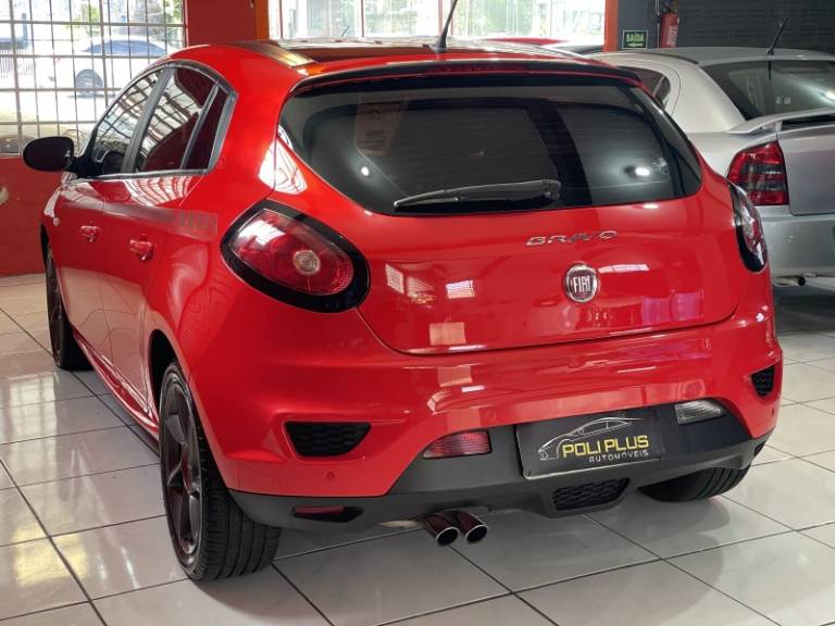FIAT - BRAVO - 2016/2016 - Vermelha - R$ 59.900,00