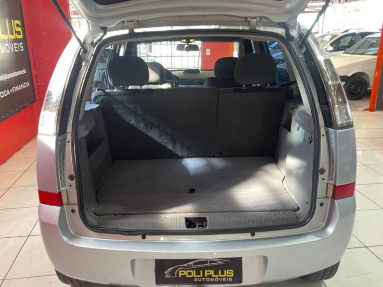 CHEVROLET - MERIVA - 2009/2010 - Prata - R$ 29.900,00