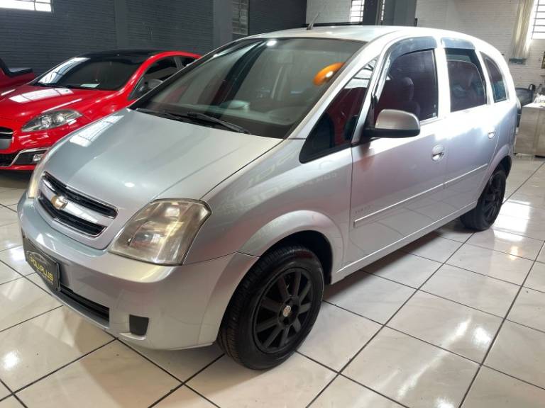 CHEVROLET - MERIVA - 2009/2010 - Prata - R$ 29.900,00