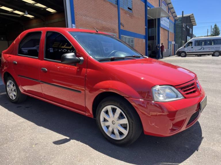 RENAULT - LOGAN - 2010/2010 - Vermelha - R$ 28.900,00