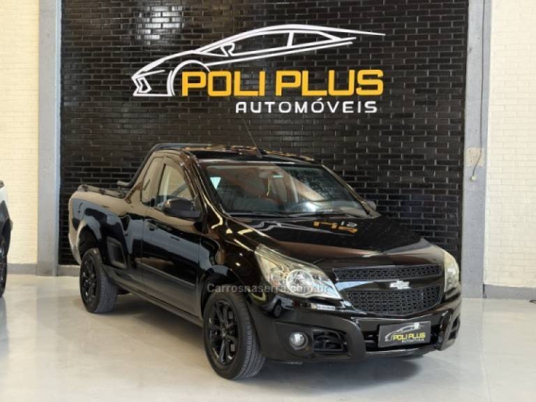 CHEVROLET - MONTANA - 2013/2013 - Preta - R$ 43.900,00