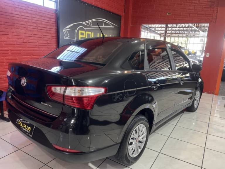 FIAT - GRAND SIENA - 2012/2012 - Preta - R$ 37.900,00