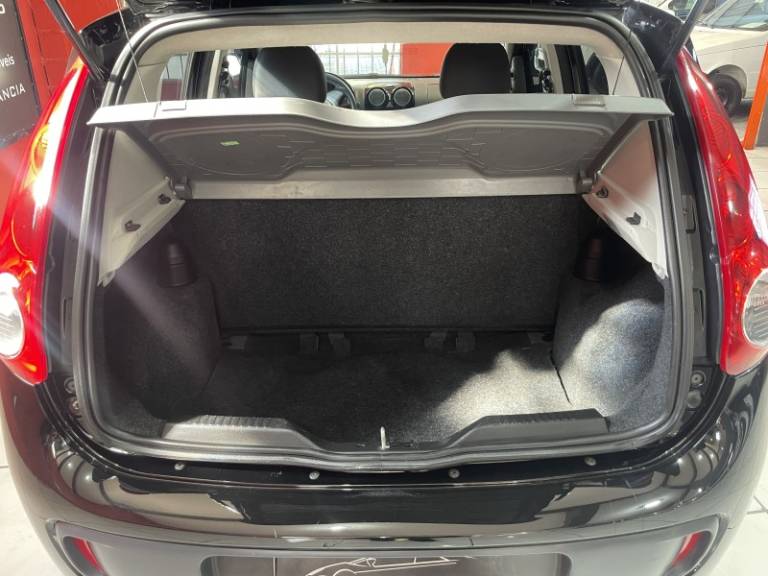 FIAT - PALIO - 2012/2013 - Preta - R$ 36.900,00