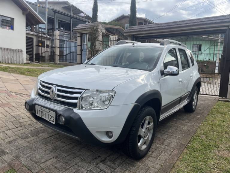 RENAULT - DUSTER - 2013/2013 - Branca - R$ 52.900,00