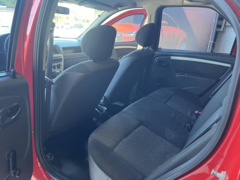 RENAULT - LOGAN - 2010/2010 - Vermelha - R$ 28.900,00