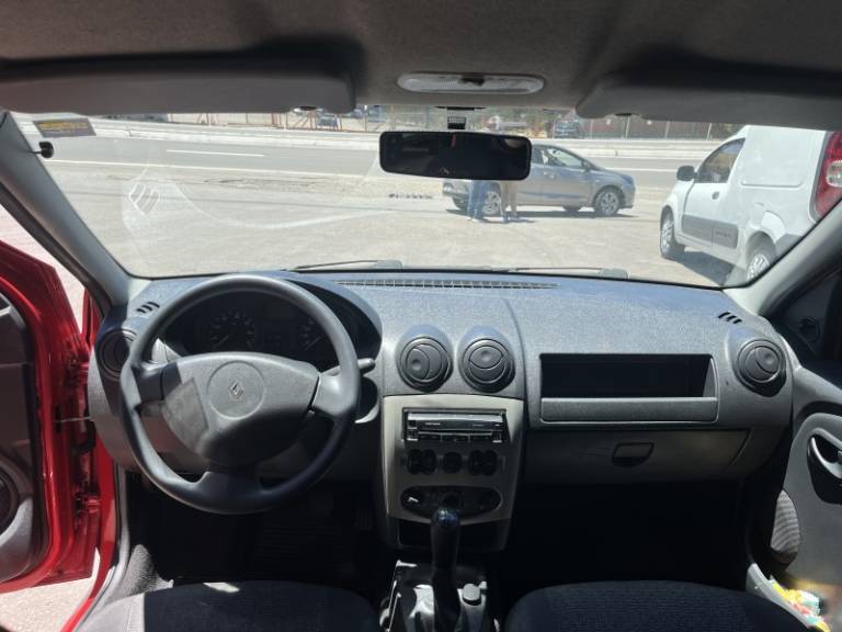 RENAULT - LOGAN - 2010/2010 - Vermelha - R$ 28.900,00