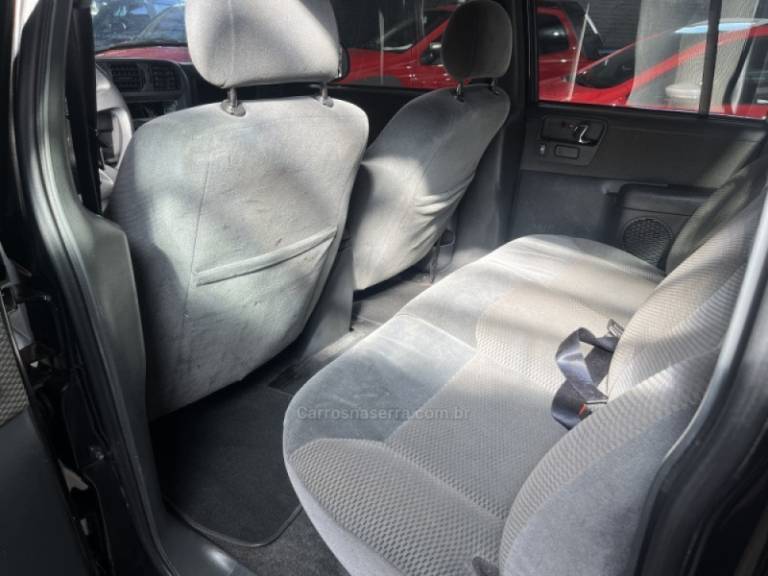 CHEVROLET - S10 - 2010/2011 - Preta - R$ 69.900,00