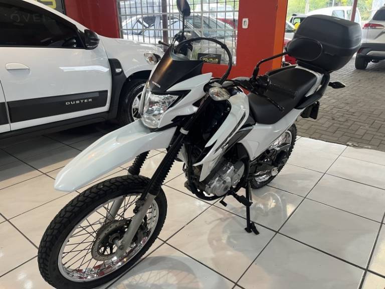 HONDA - NXR 160 - 2022/2023 - Branca - R$ 21.900,00