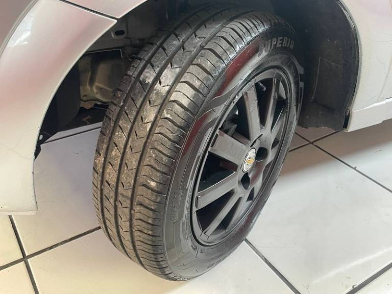 CHEVROLET - MERIVA - 2009/2010 - Prata - R$ 29.900,00