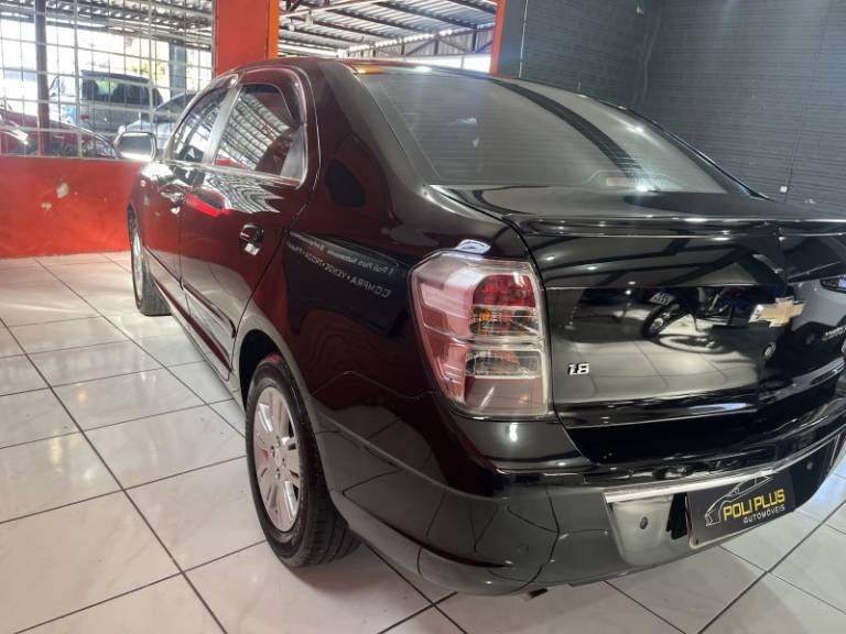 CHEVROLET - COBALT - 2013/2014 - Preta - R$ 43.900,00