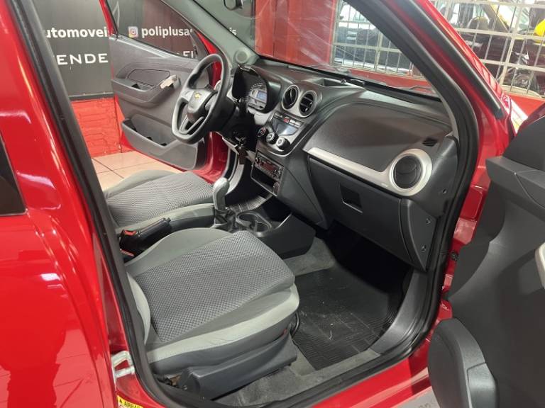 CHEVROLET - MONTANA - 2014/2014 - Vermelha - R$ 45.900,00