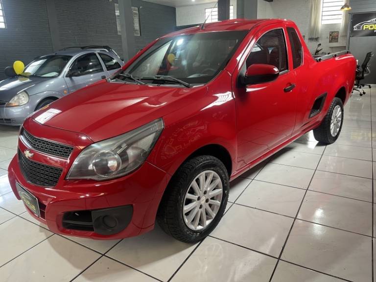 CHEVROLET - MONTANA - 2014/2014 - Vermelha - R$ 45.900,00