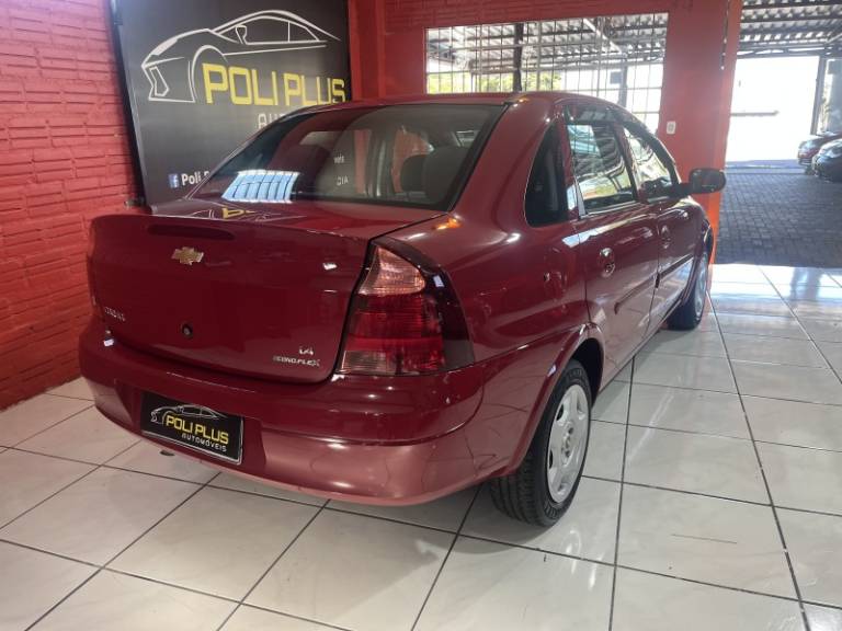 CHEVROLET - CORSA - 2009/2009 - Vermelha - R$ 32.900,00