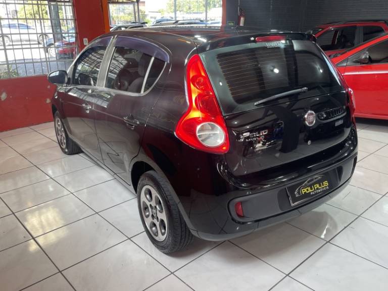 FIAT - PALIO - 2012/2013 - Preta - R$ 36.900,00