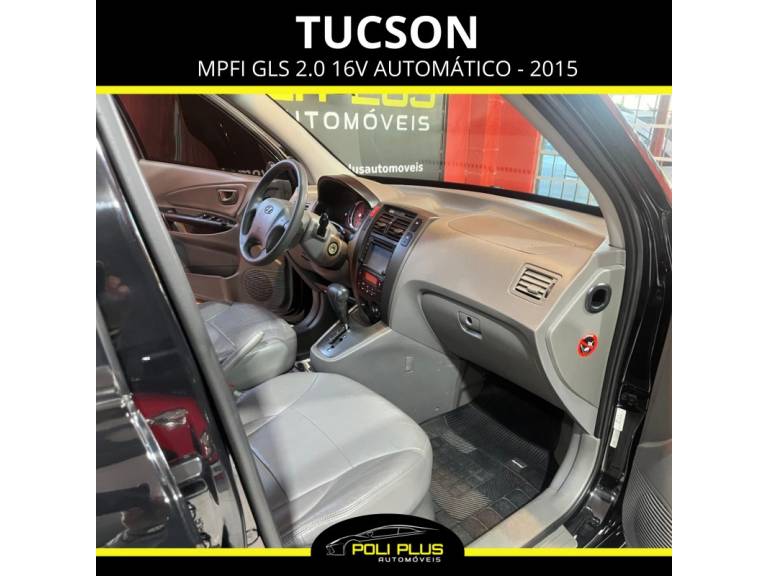 HYUNDAI - TUCSON - 2015/2015 - Preta - R$ 55.900,00